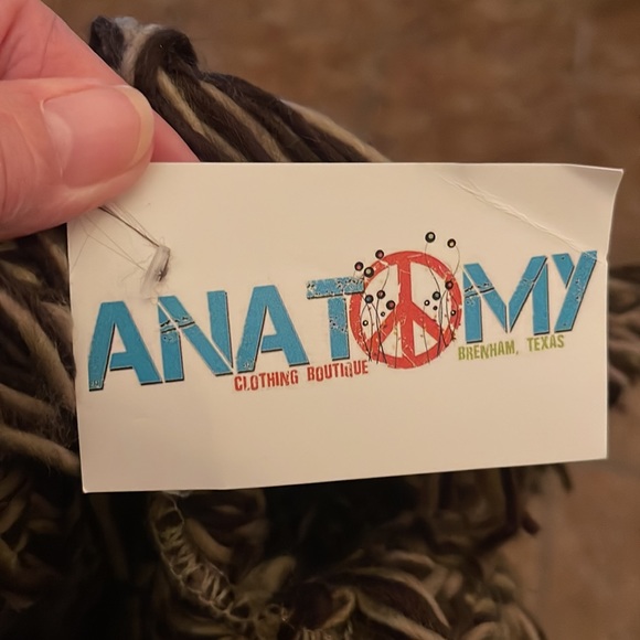 Knitted Wrap - Picture 3 of 5